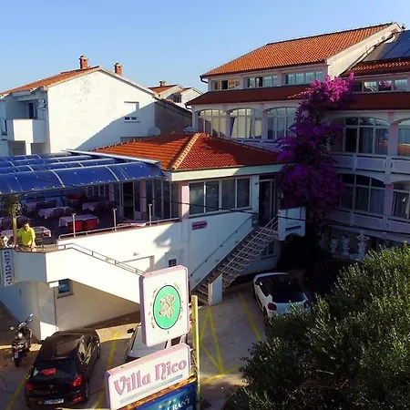Pensjonat Triple Diklo 16023n Zadar
